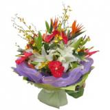 杭州市凯旋鲜花店鲜花:多头香水百合6枝、红掌6片，大鸟2枝，跳舞兰6枝，纱网内衬，手柔纸外包，高档花束，此花需提前预定