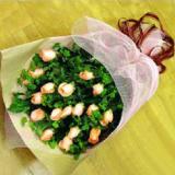 鲜花:四面观花插一个，高2.2米以上，主要以非洲菊为主，间插玫瑰，百合等（此花需提前预定）