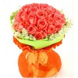 鲜花:红玫瑰22枝,外围适量黄莺，白色网纱,粉色丝带束扎