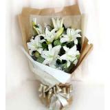 鲜花:12枝粉玫瑰+紫色勿忘我+绿叶+绿色皱纹纸圆形包装+粉色丝带