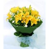 黄色百合:四面观花插一个，高2.2米以上，主要以非洲菊为主，间插玫瑰，百合等（此花需提前预定）