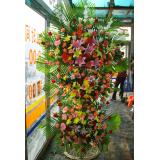 花篮:10支粉色百合红色包装